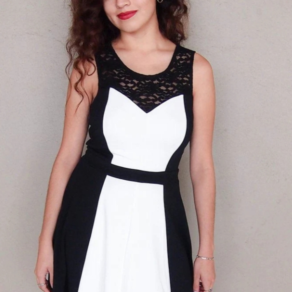 🆕Colorblock Ruffle Dress 18W